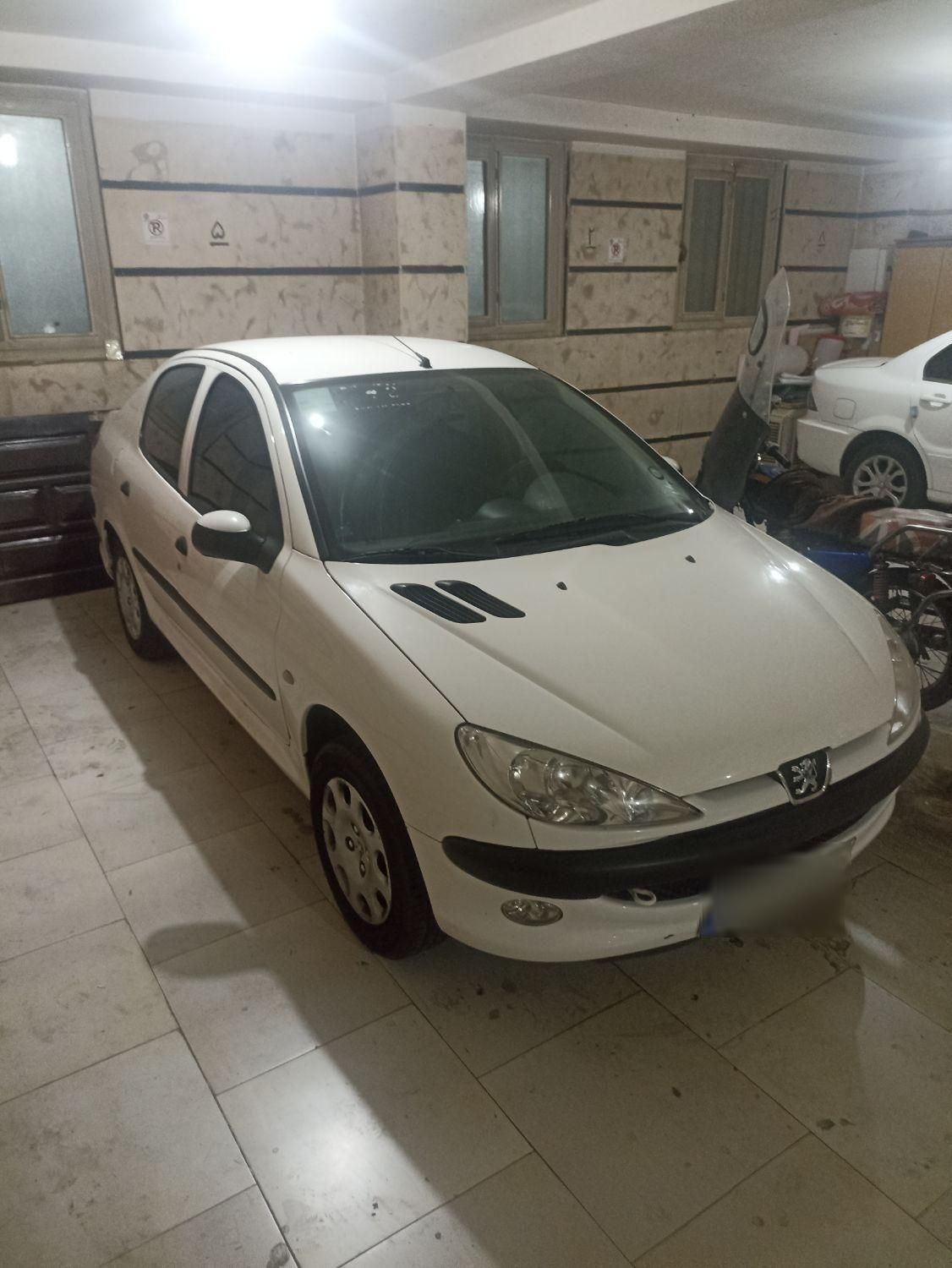 پژو ۲۰۶ صندوق دار v8 - 1399