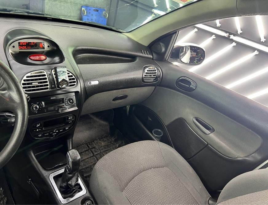 پژو ۲۰۶ صندوق دار v8 - 1399