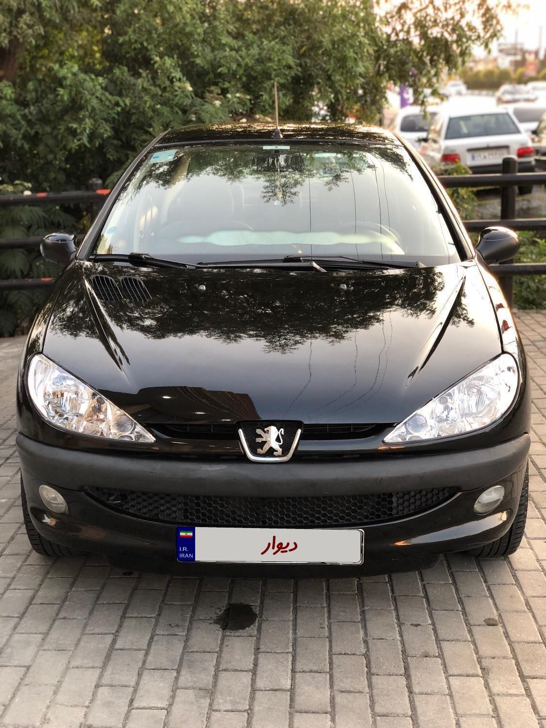 پژو ۲۰۶ صندوق دار v8 - 1393