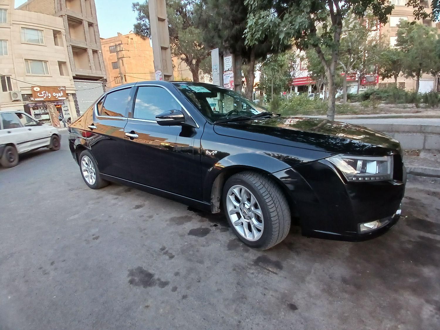 دنا پلاس توربو اتوماتیک - 1401