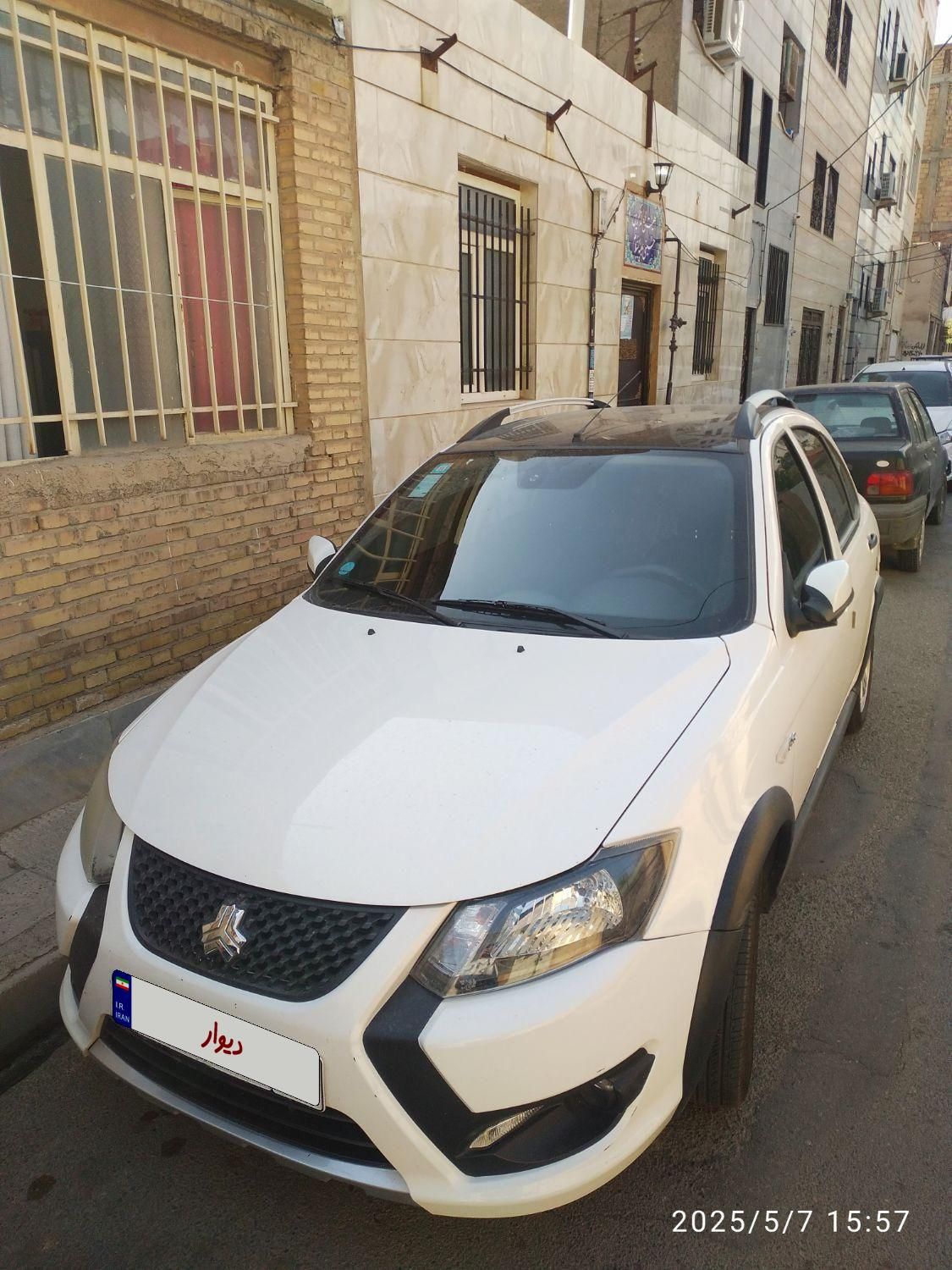 خودرو کوییک، R آگهی ann_19815599