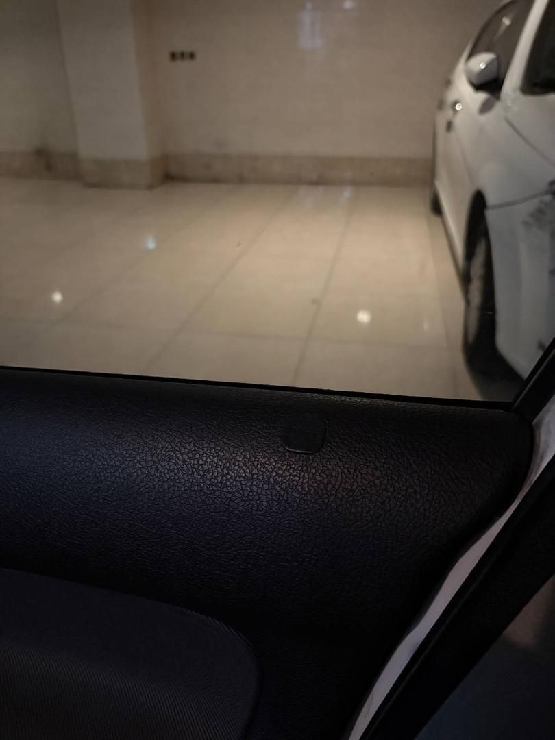 پژو ۲۰۶ صندوق دار v8 - 1397