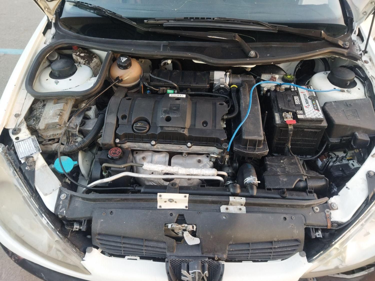 پژو ۲۰۶ صندوق دار v8 - 1390