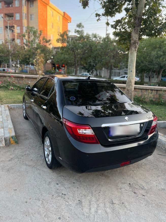 دنا پلاس توربو 6 دنده - 1402