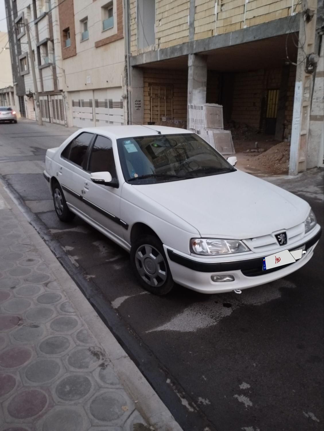 پژو پارس XU7P - 1401