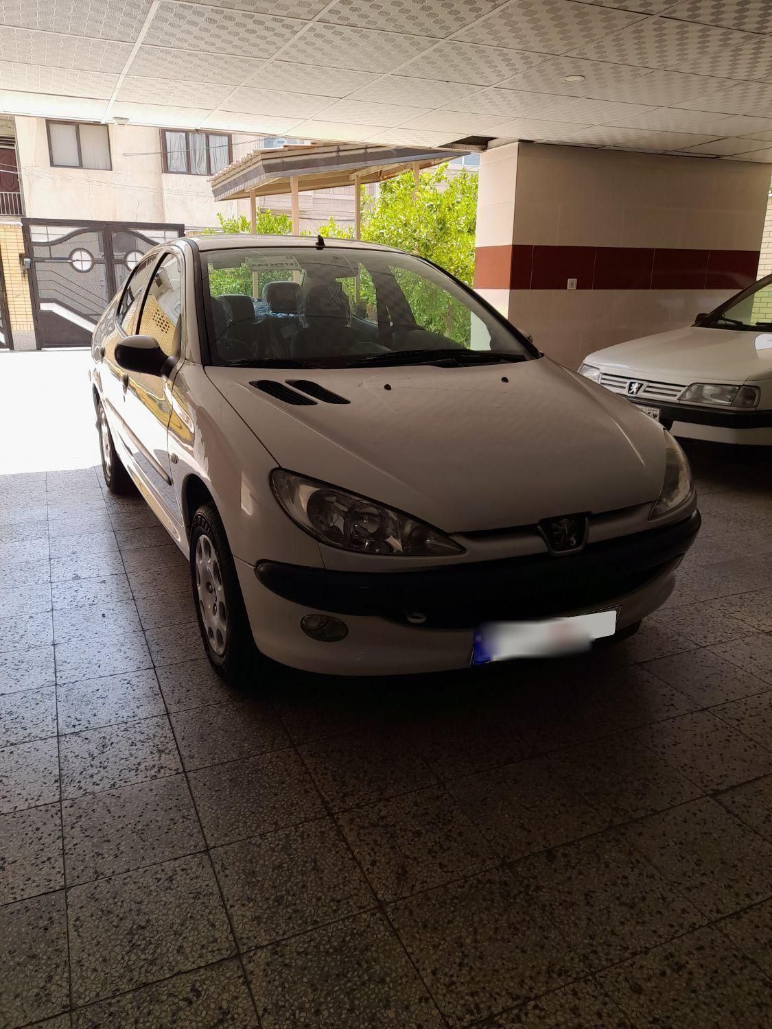 پژو ۲۰۶ صندوق دار v8 - 1396