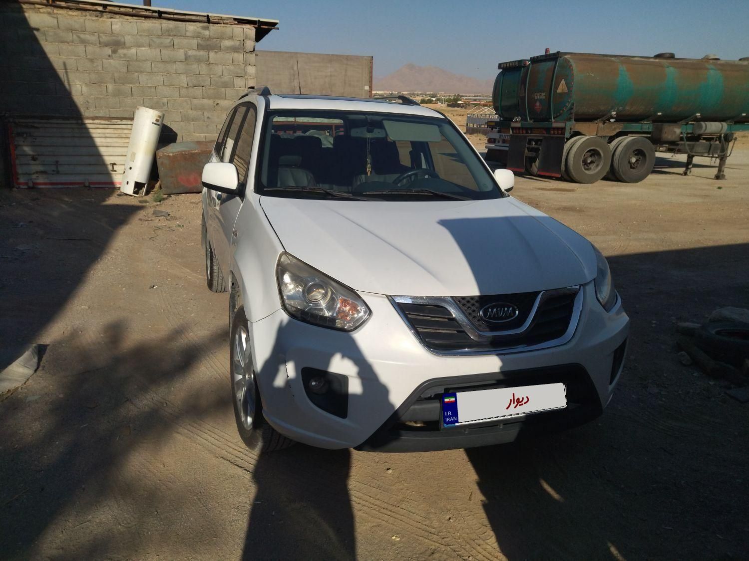 خودرو ام وی ام، X33 آگهی ann_19816639