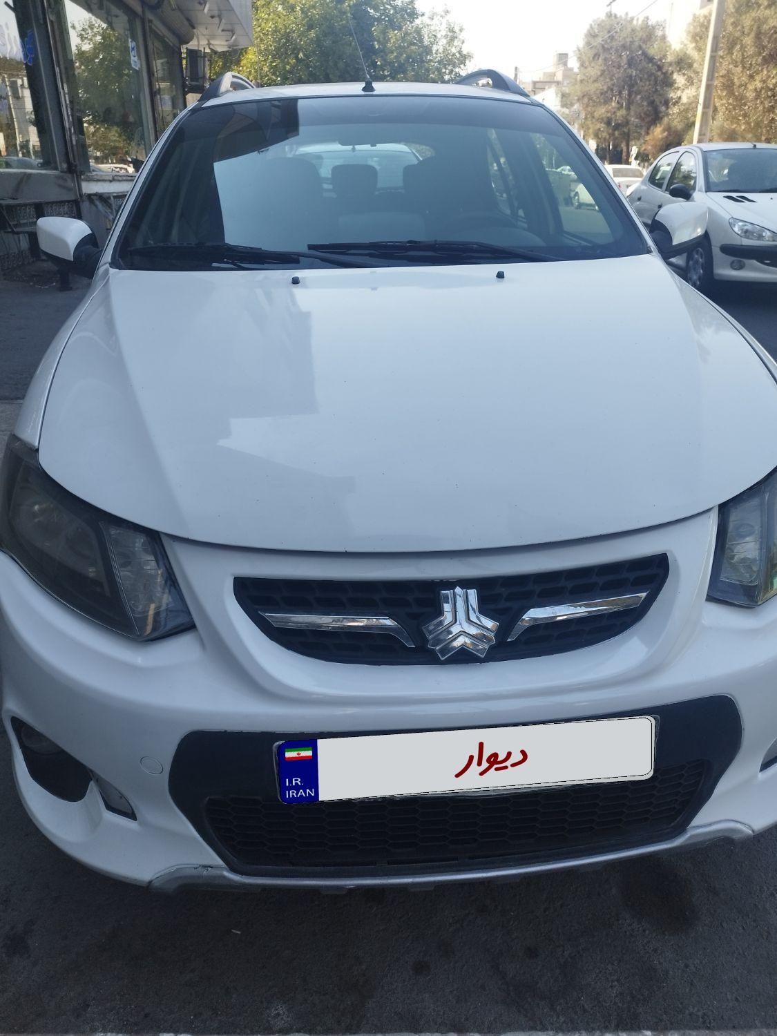 خودرو کوییک، معمولی آگهی ann_19816797