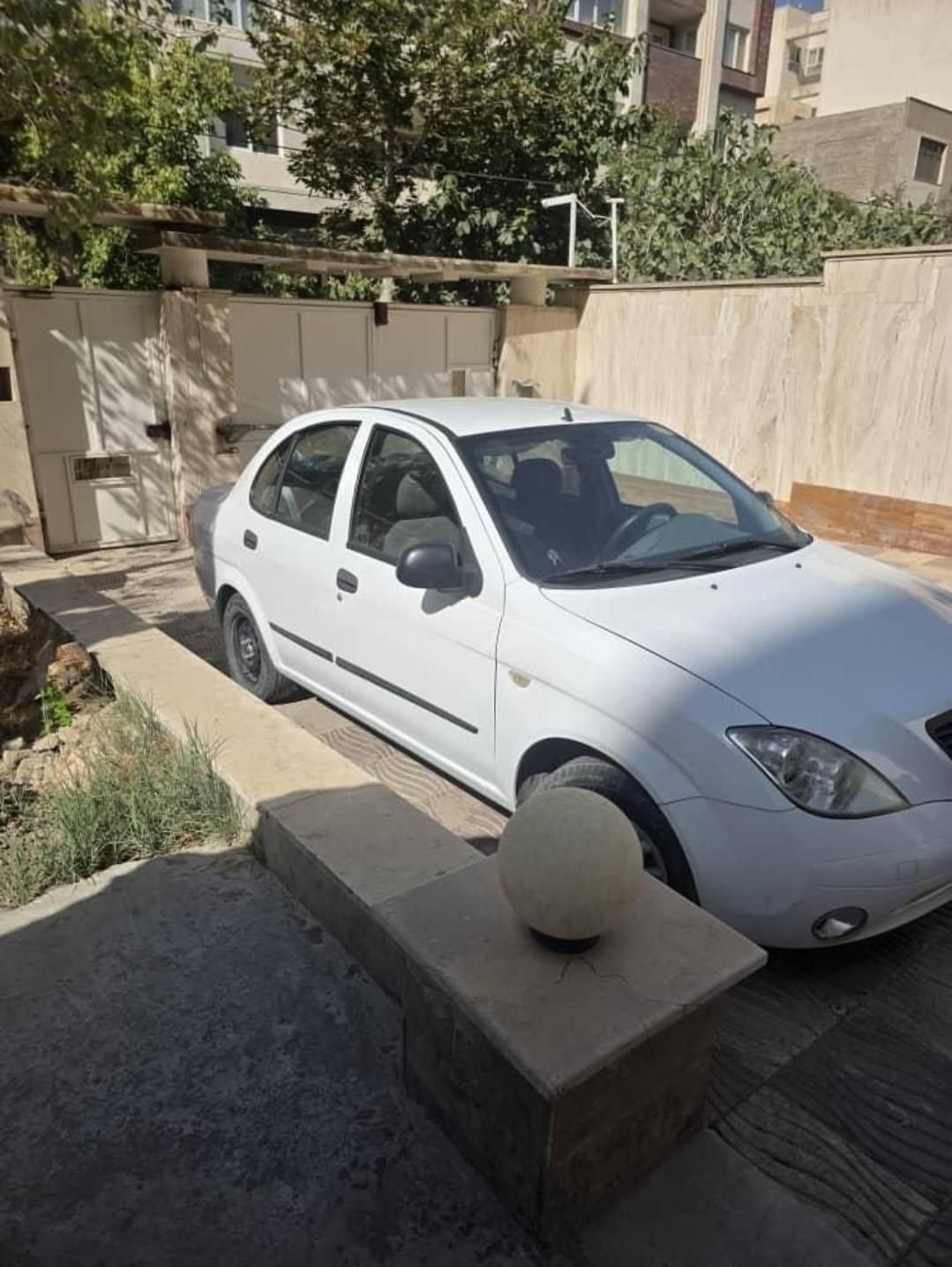 تیبا صندوق دار SX - 1398