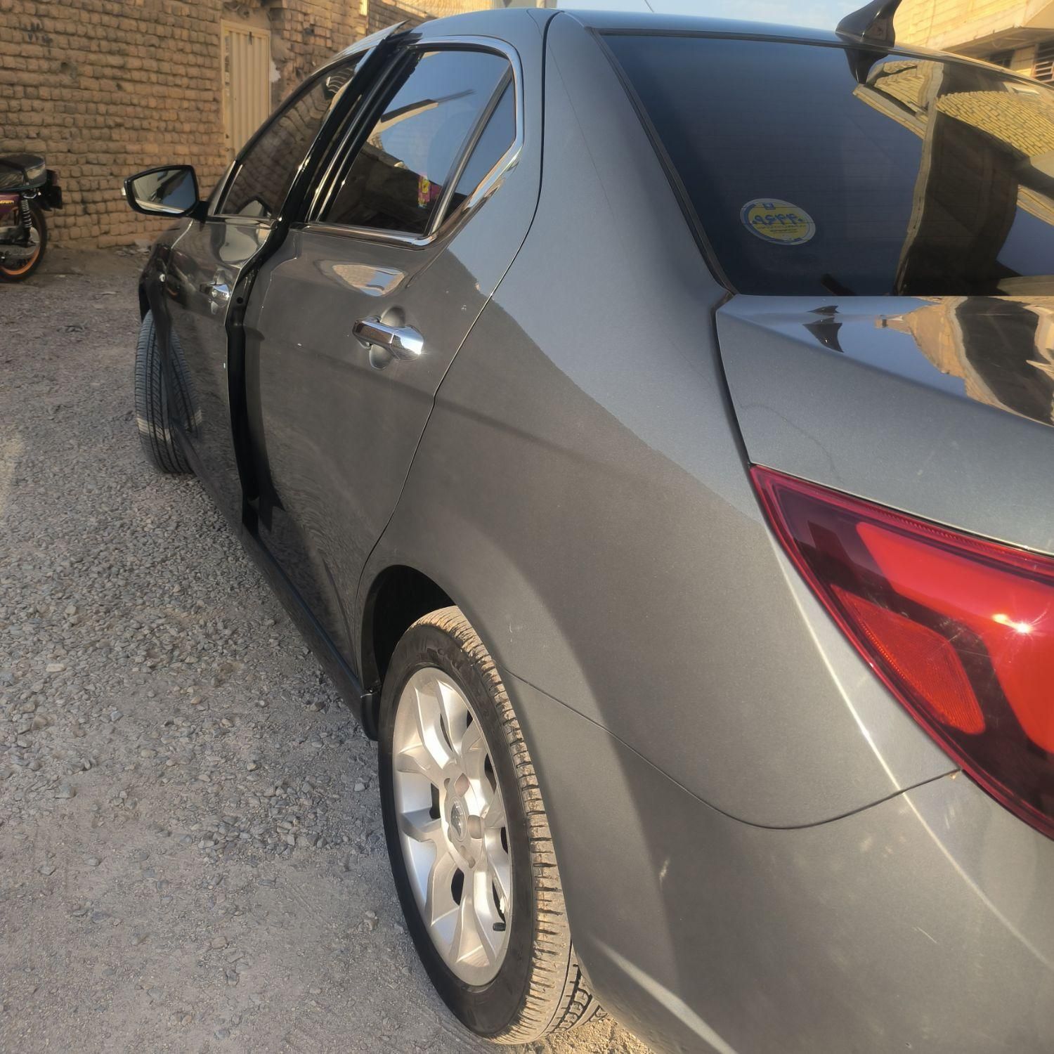 دنا پلاس توربو اتوماتیک - 1401