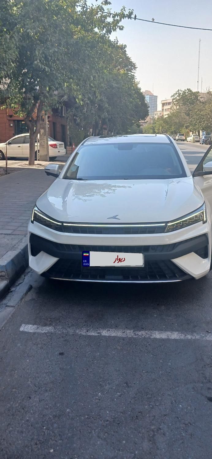 خودرو کی ام سی، J7 آگهی ann_19817155