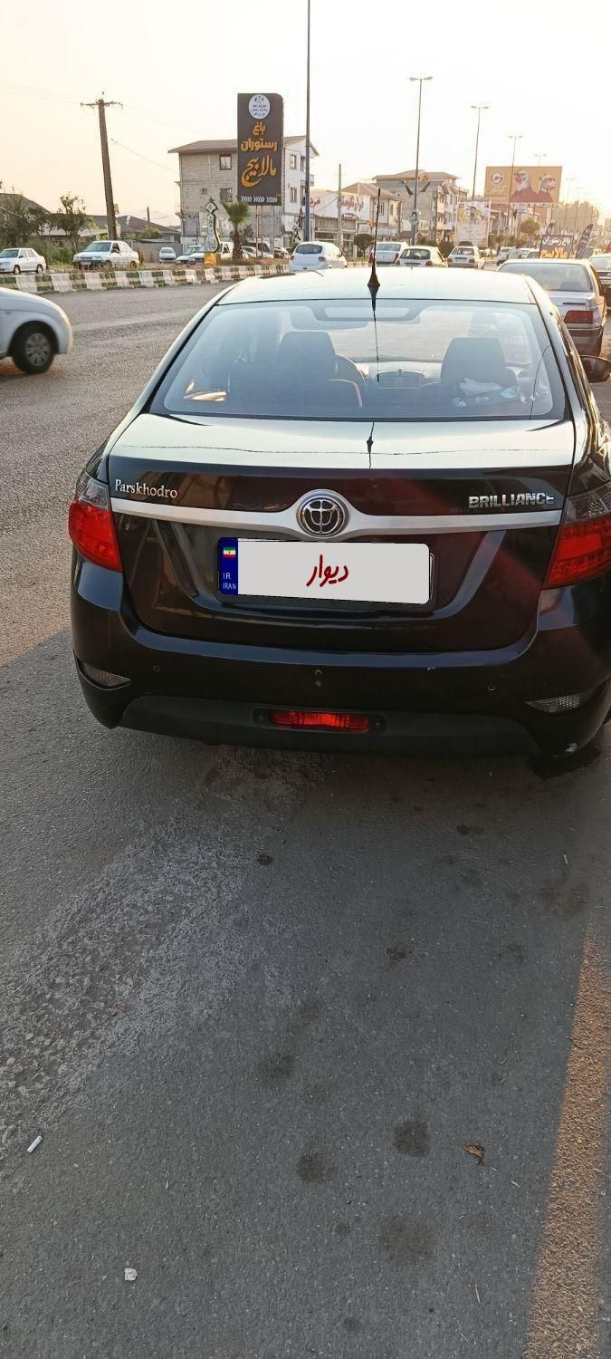 برلیانس H330 دنده‌ای 1500 - 1396