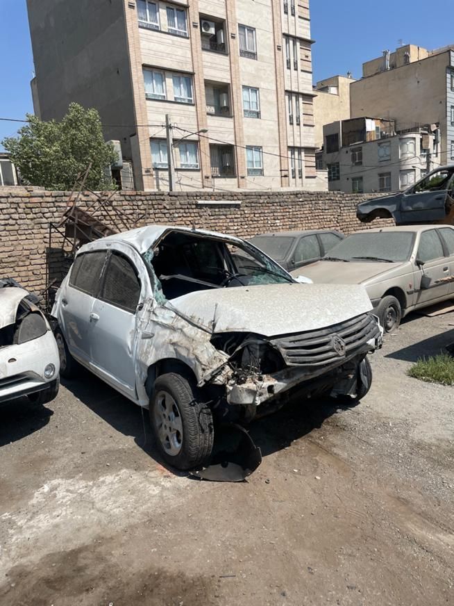 رنو ساندرو اتوماتیک - 1396
