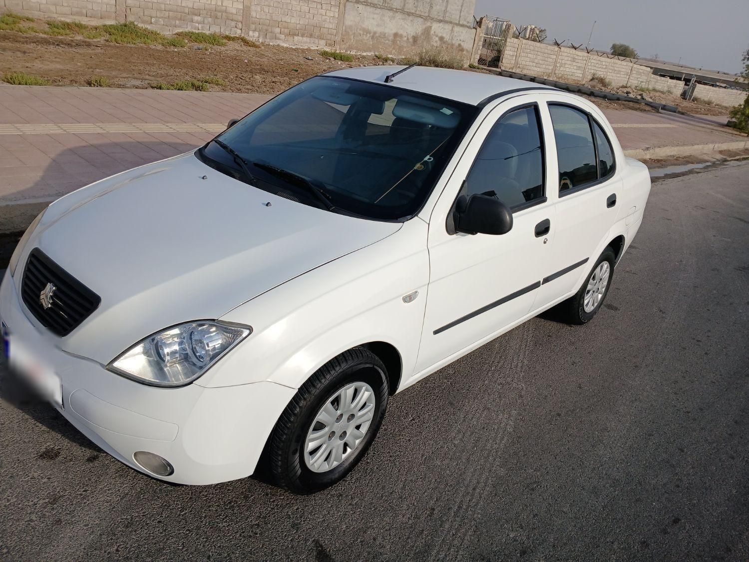 تیبا صندوق دار SX - 1401