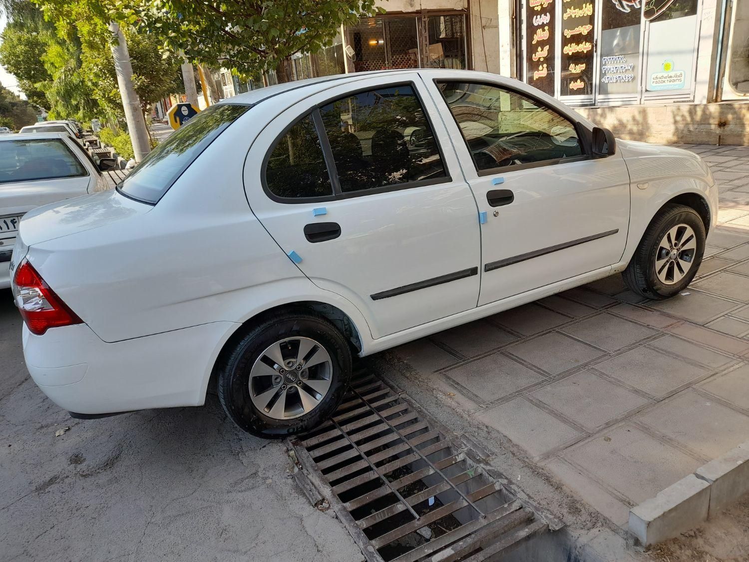 تیبا صندوق دار SX - 1399