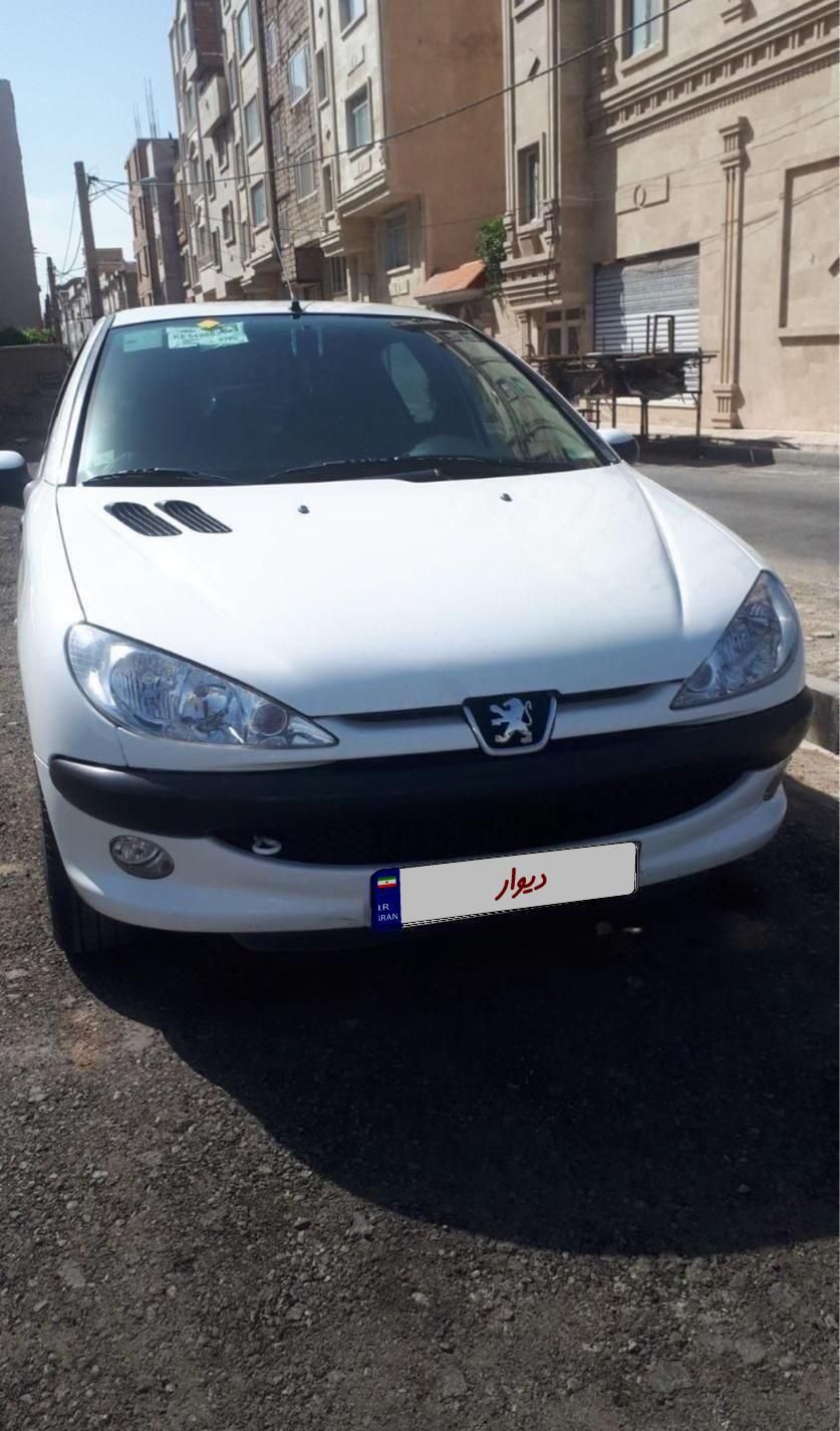 پژو ۲۰۶ صندوق دار v8 - 1399