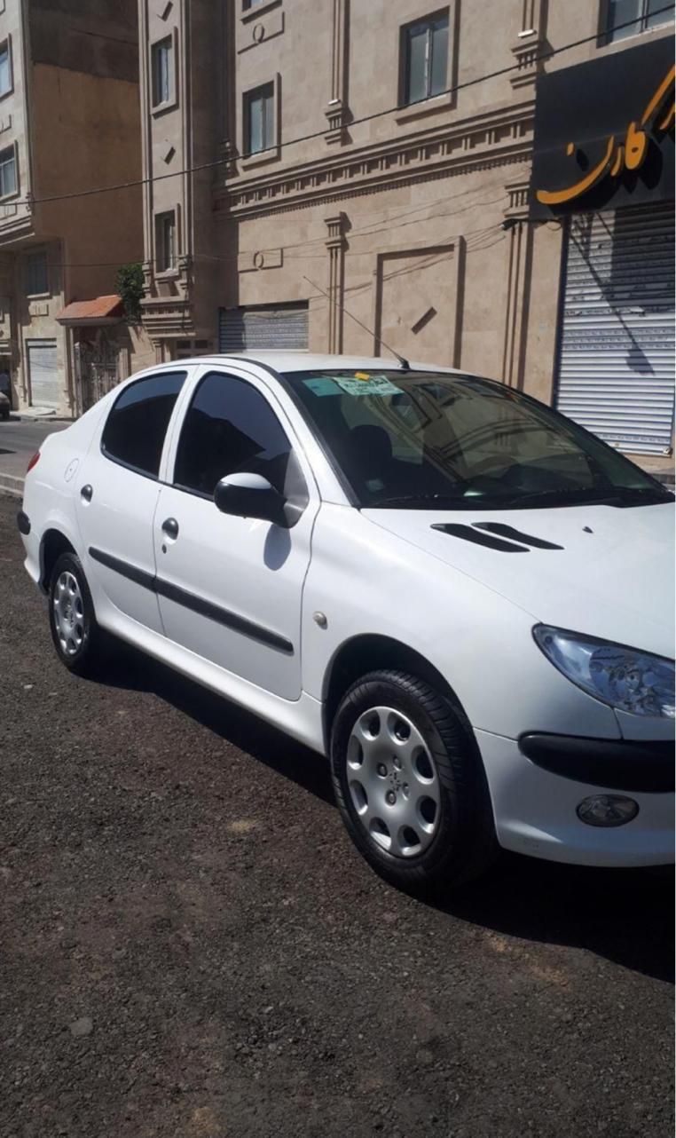 پژو ۲۰۶ صندوق دار v8 - 1399