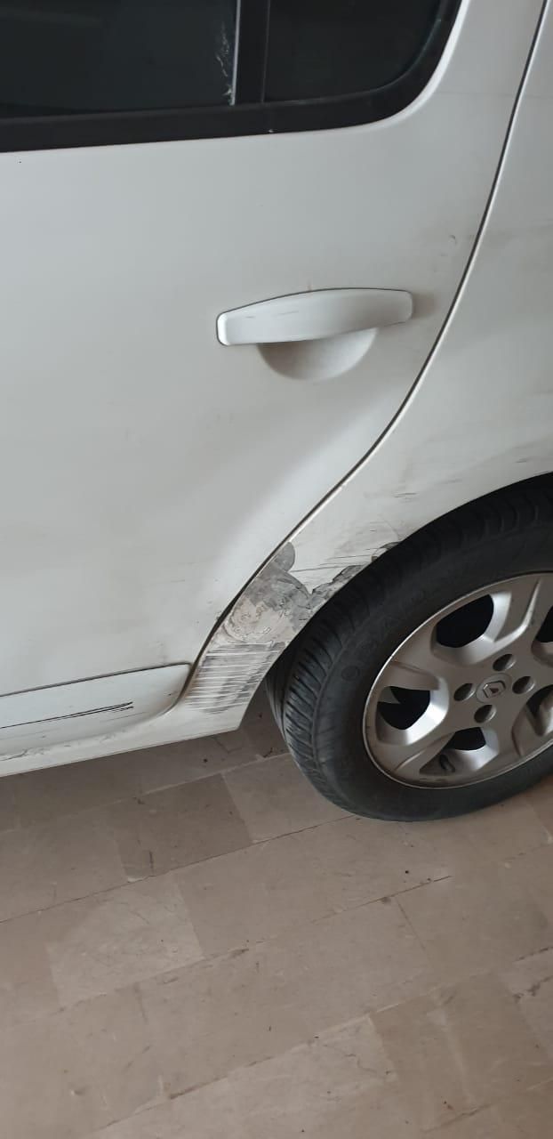 رنو ساندرو اتوماتیک - 1395