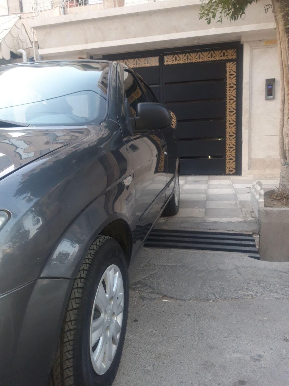 تیبا صندوق دار SX - 1396