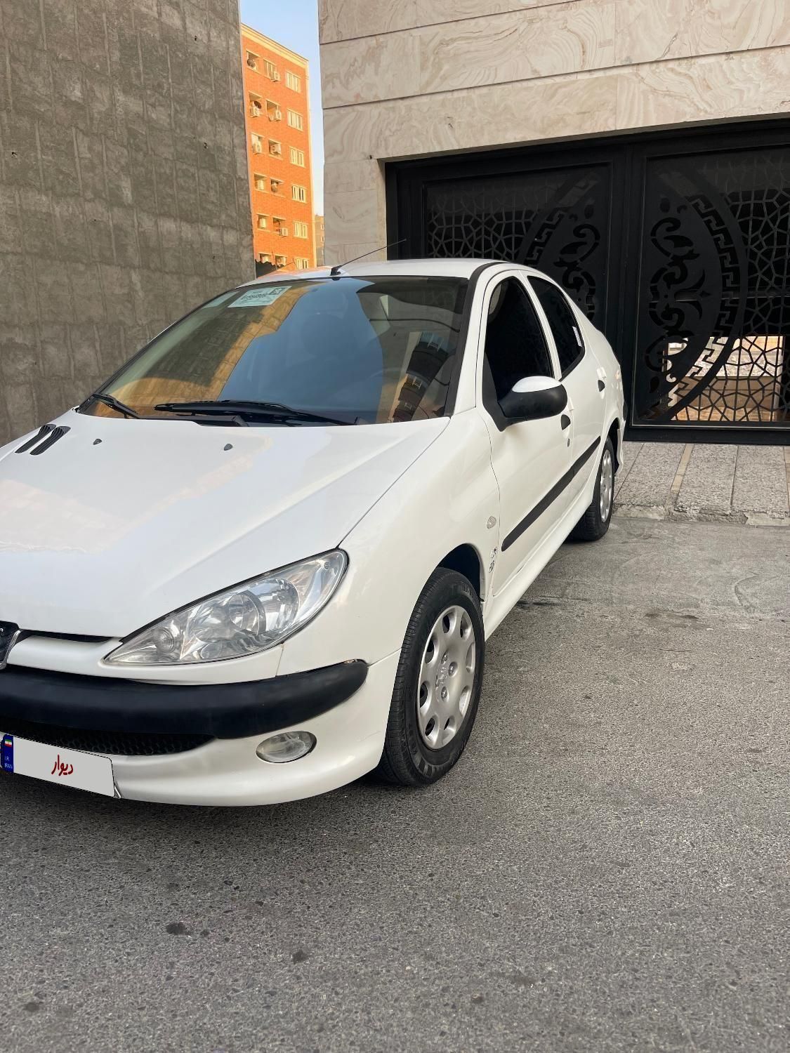 پژو ۲۰۶ صندوق دار v8 - 1396