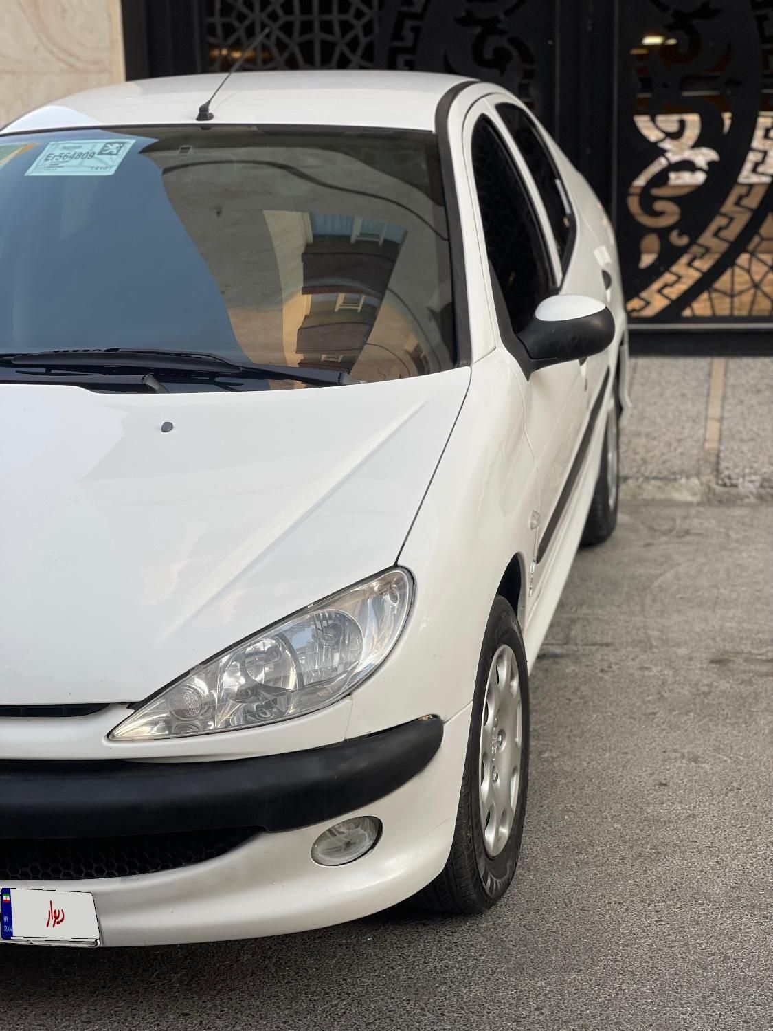 پژو ۲۰۶ صندوق دار v8 - 1396