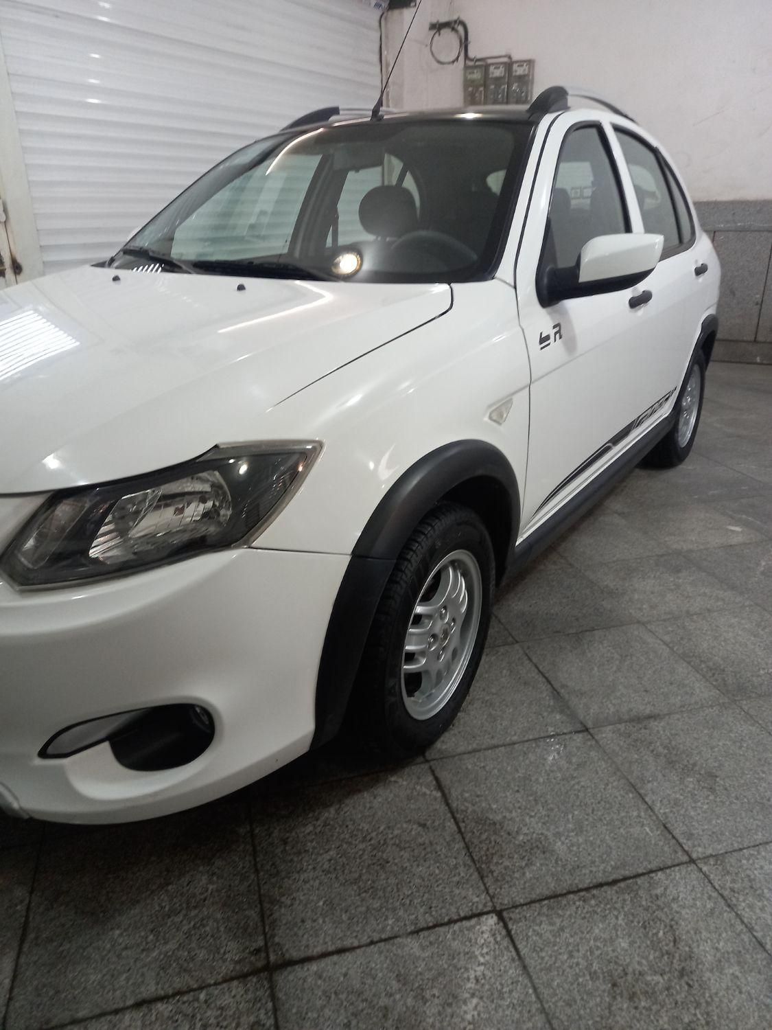 کوییک R دنده‌ای - 1399