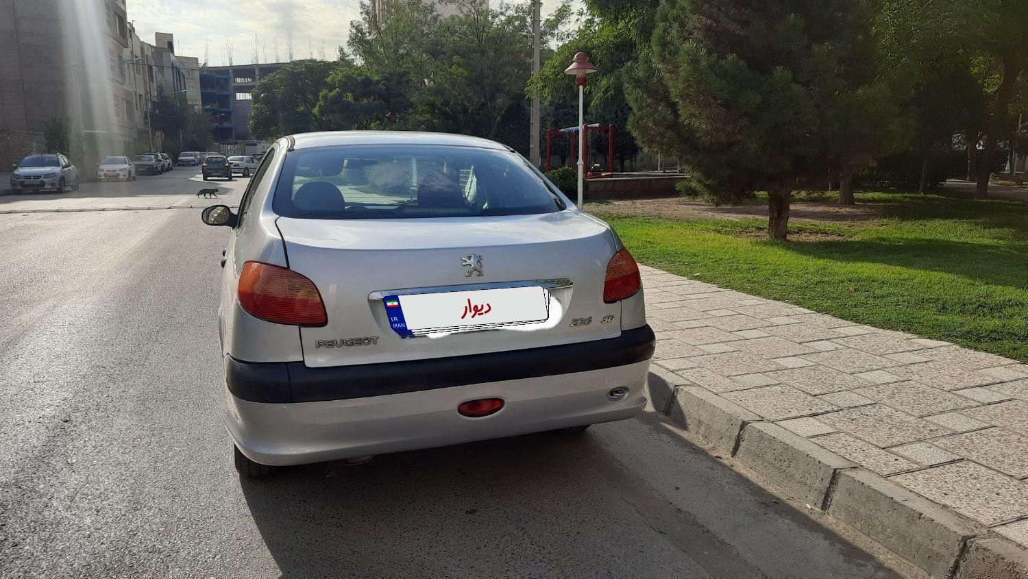 پژو ۲۰۶ صندوق دار v2 - 1386