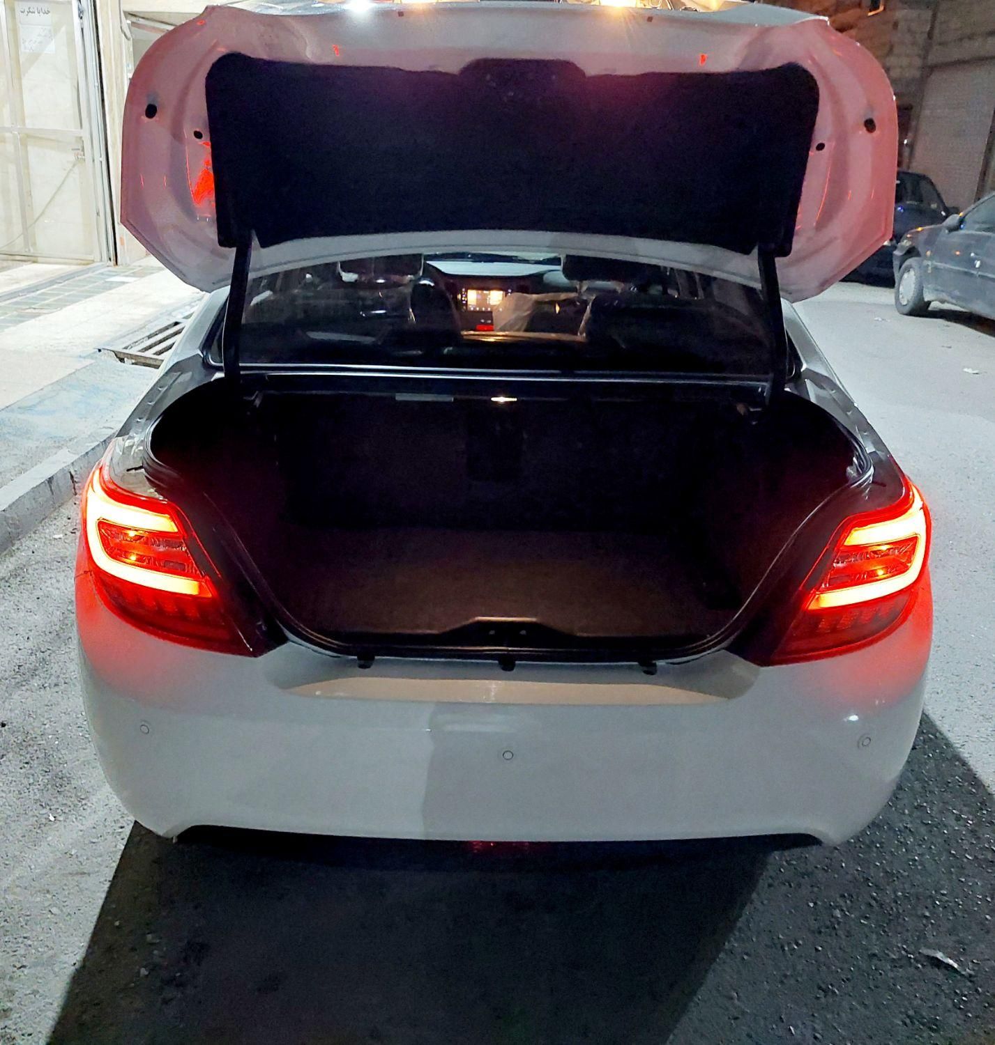 دنا پلاس توربو 6 دنده - 1401