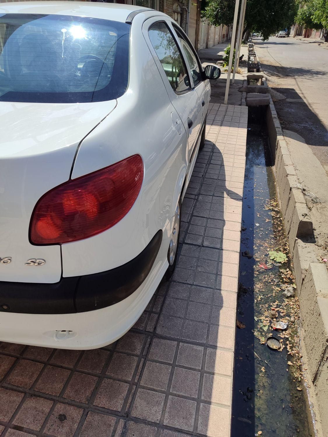 پژو ۲۰۶ صندوق دار v8 - 1397