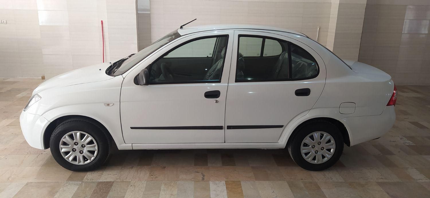 تیبا صندوق دار SX - 1398