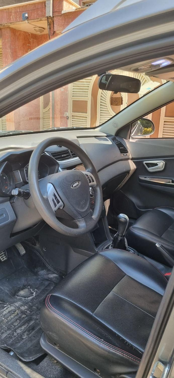 ام وی ام 315 هاچ بک اسپرت اکسلنت - 1396