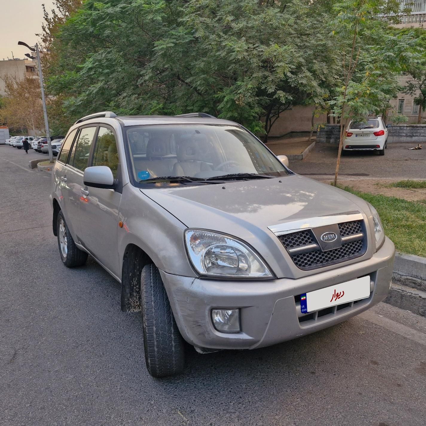 خودرو ام وی ام، X33 آگهی ann_19820453