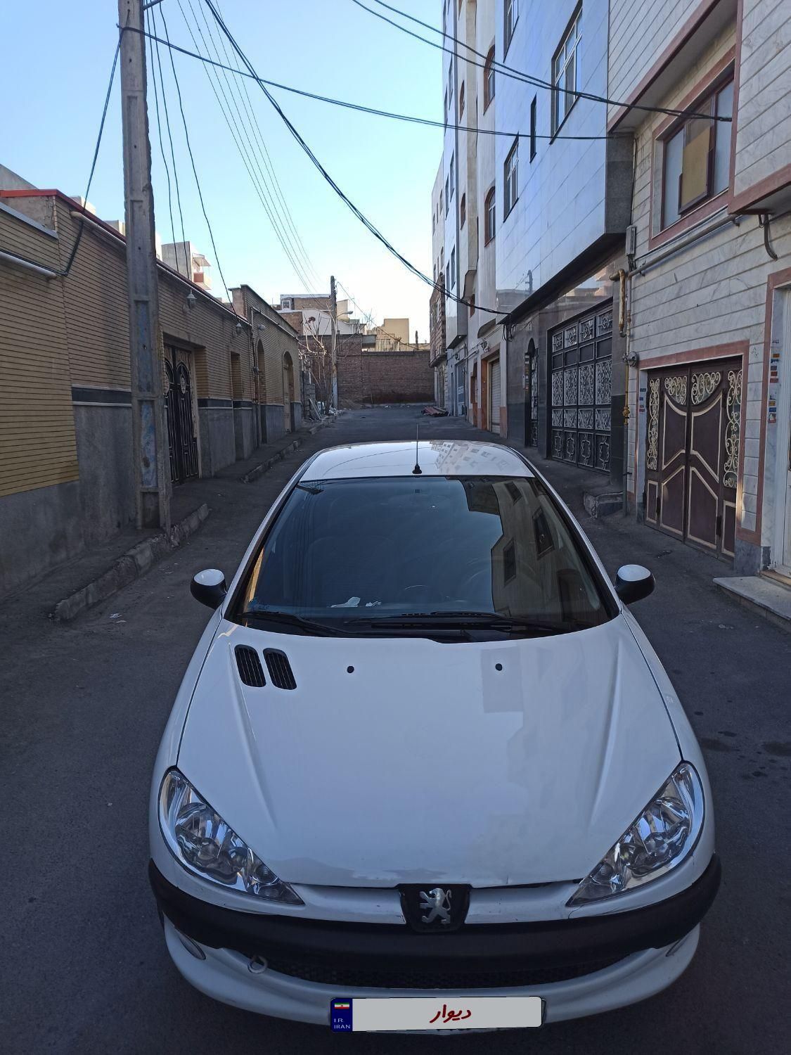 پژو ۲۰۶ صندوق دار v8 - 1397