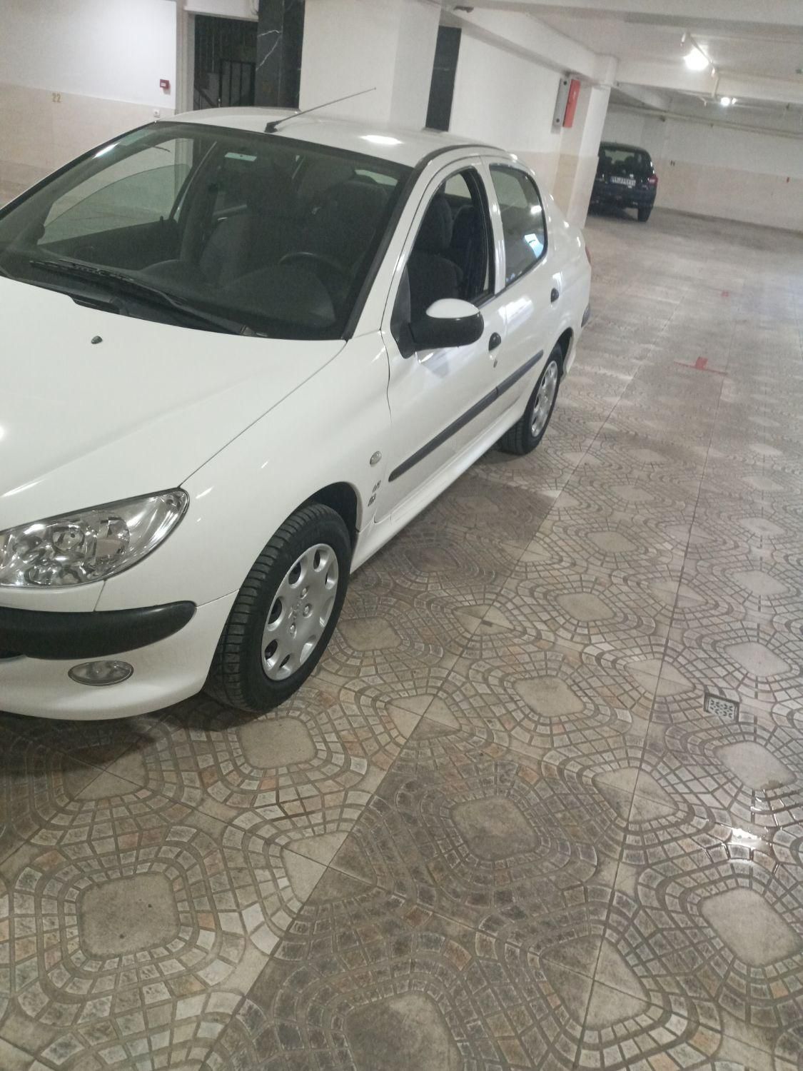 پژو ۲۰۶ صندوق دار v8 - 1394