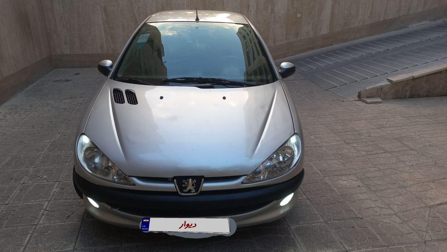 پژو ۲۰۶ صندوق دار v8 - 1386