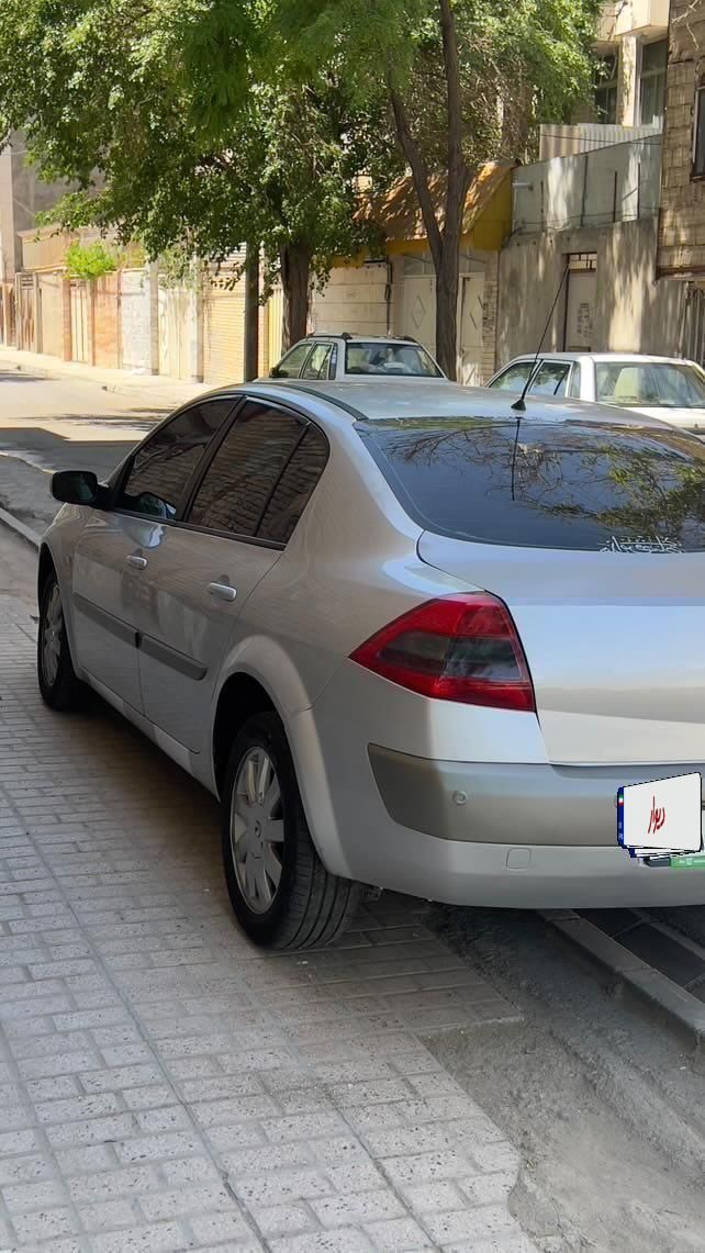 رنو مگان پارس خودرو 2000 - 1390