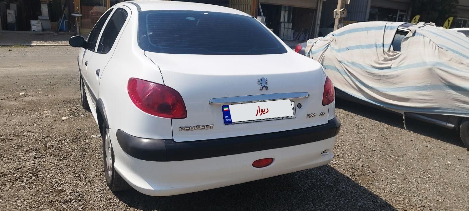 پژو ۲۰۶ صندوق دار v8 - 1397