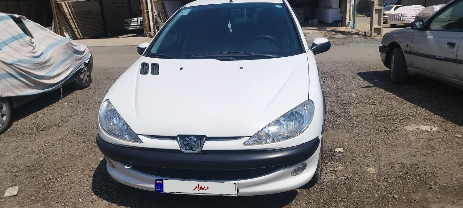 پژو ۲۰۶ صندوق دار v8 - 1397