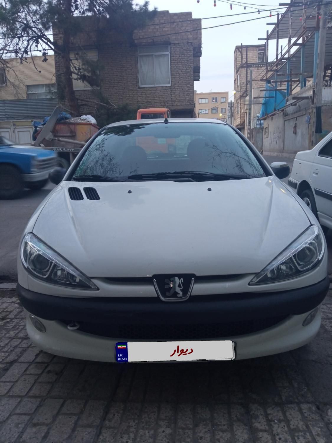 پژو ۲۰۶ صندوق دار v2 - 1389