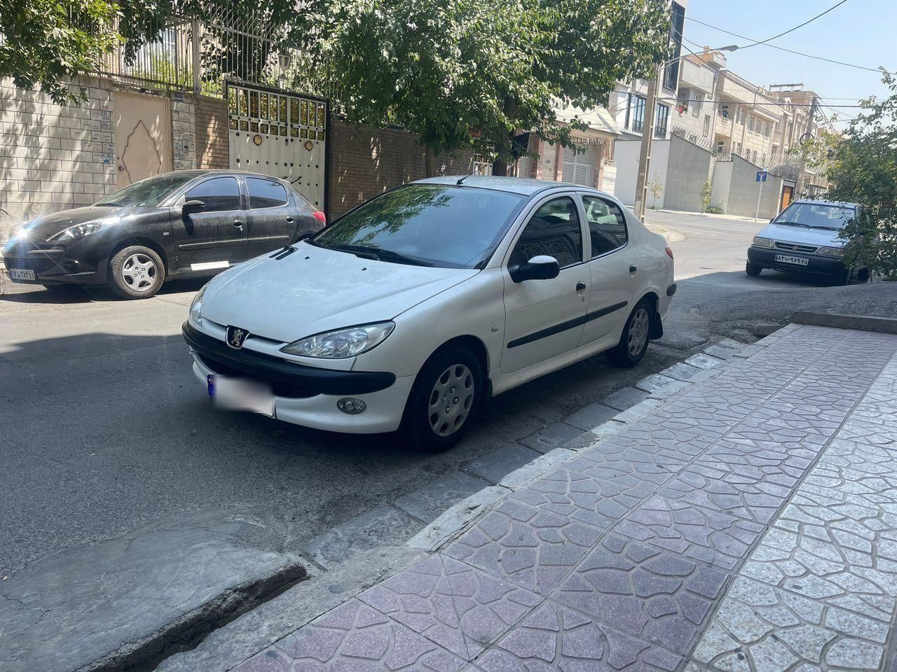 پژو ۲۰۶ صندوق دار v20 - 1389