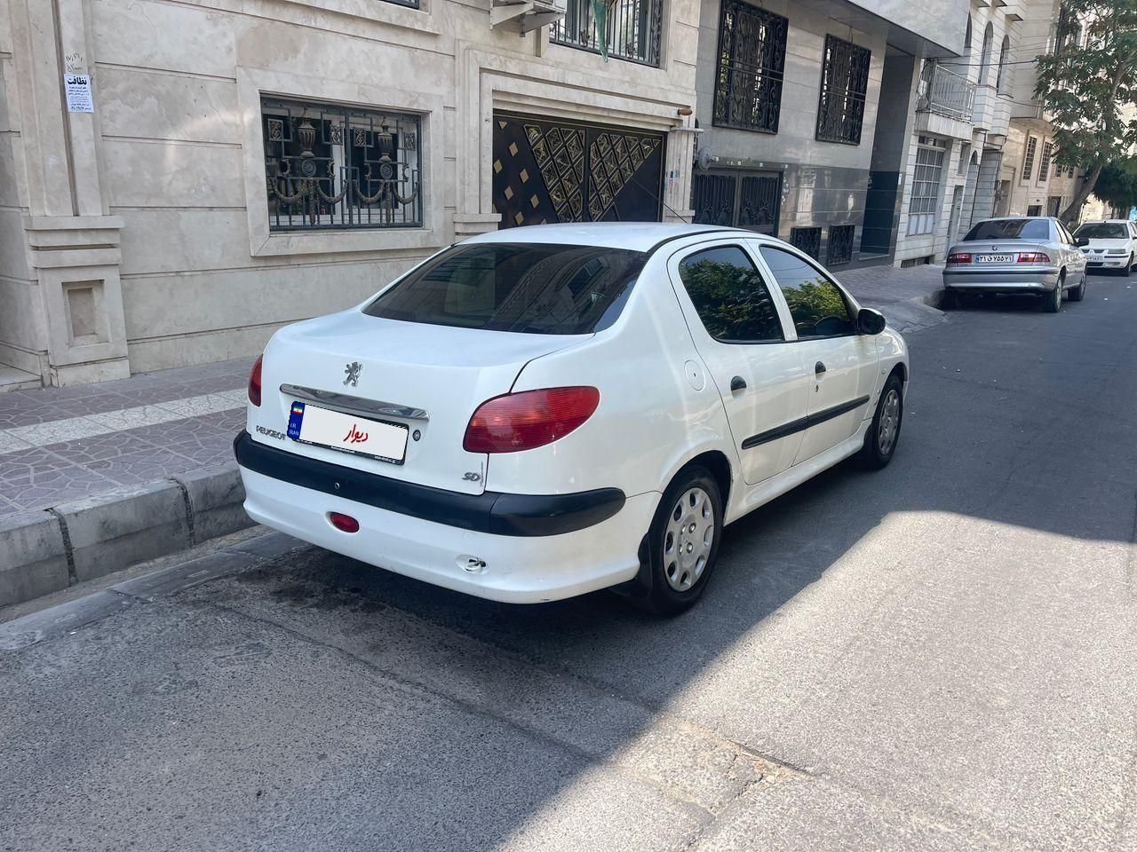پژو ۲۰۶ صندوق دار v20 - 1389