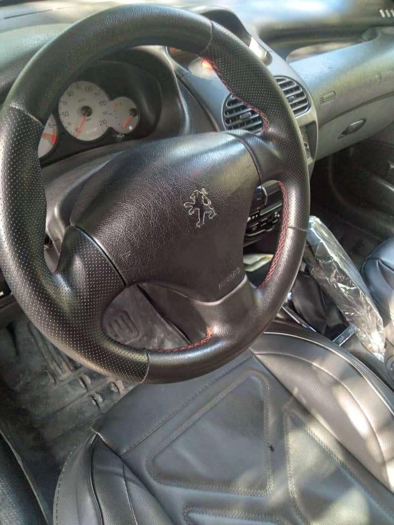 پژو ۲۰۶ صندوق دار v8 - 1394