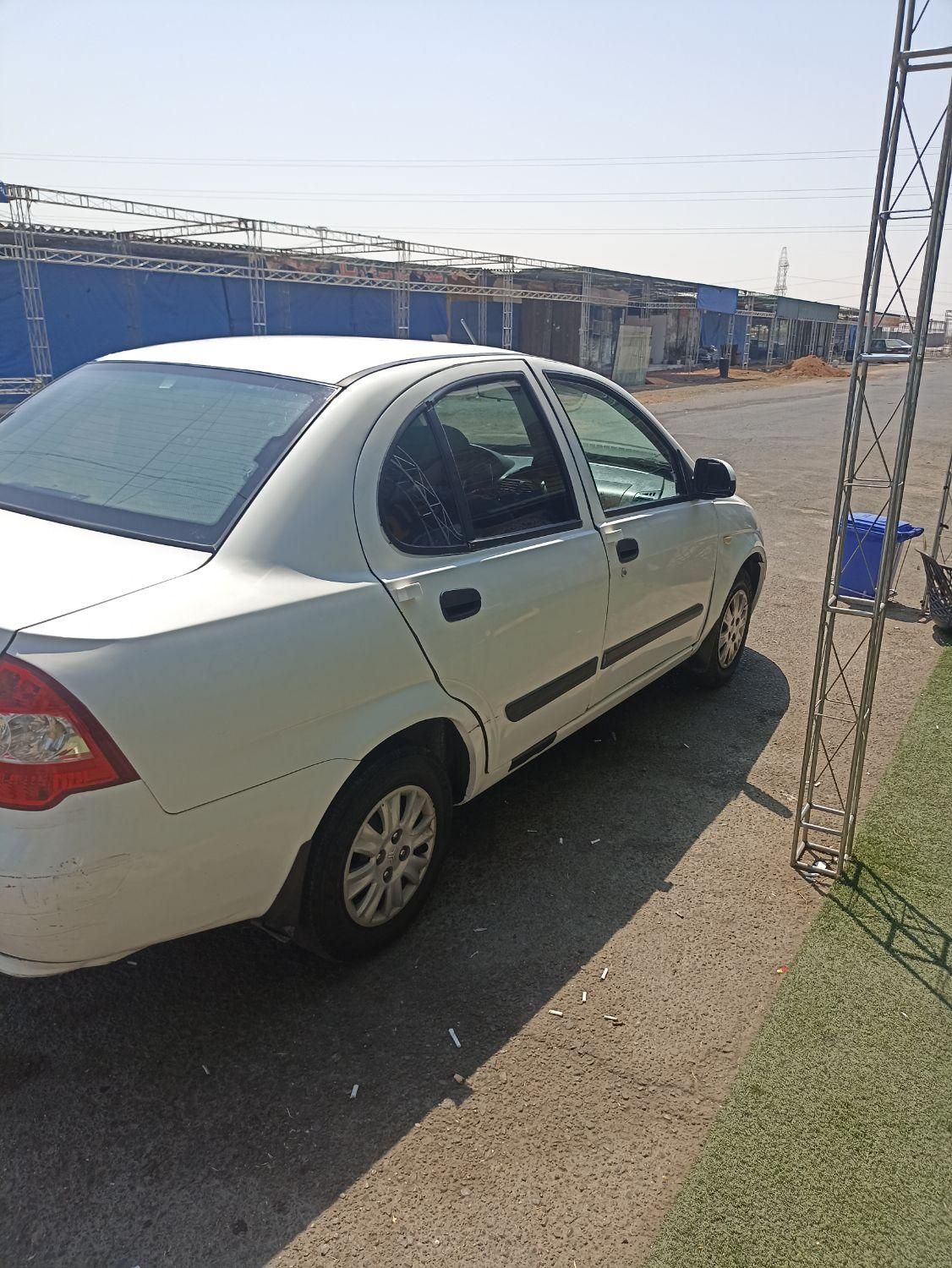 تیبا صندوق دار SX - 1393