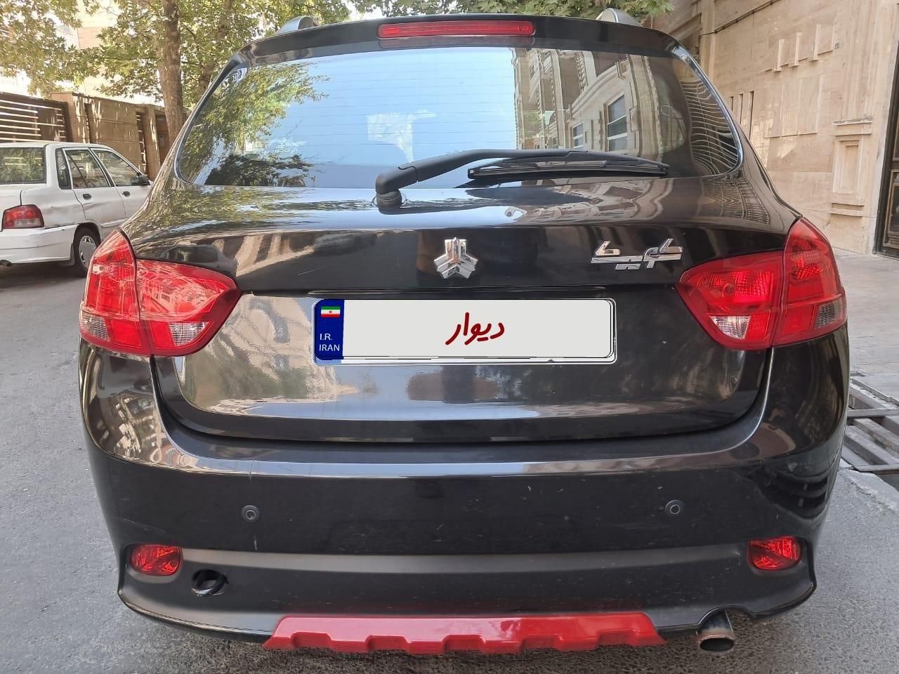 کوییک R دنده‌ای - 1398