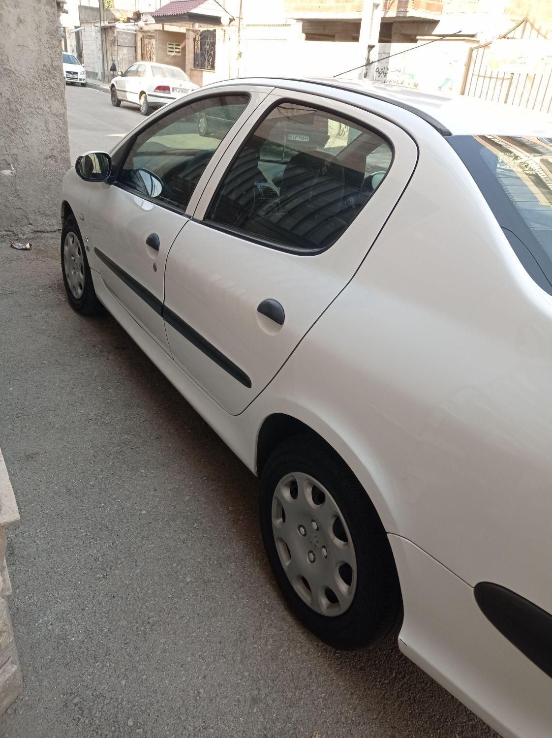 پژو ۲۰۶ صندوق دار v8 - 1395