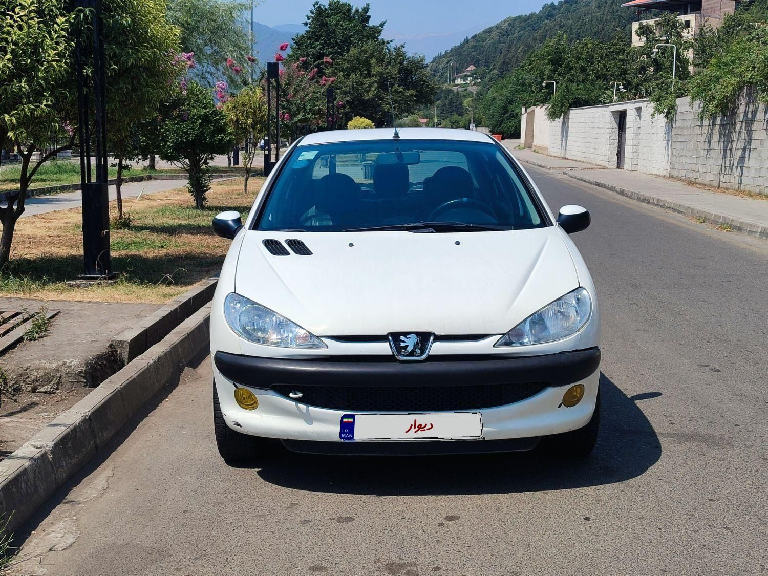 پژو ۲۰۶ صندوق دار v8 - 1389