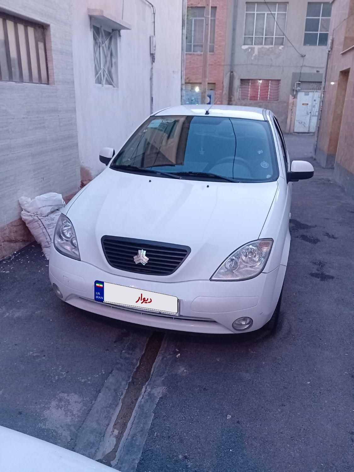 تیبا صندوق دار SX - 1396