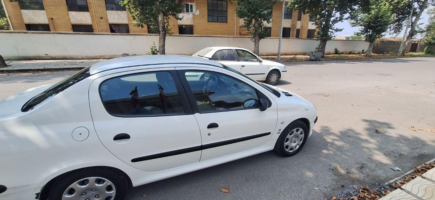 پژو ۲۰۶ صندوق دار v20 - 1389