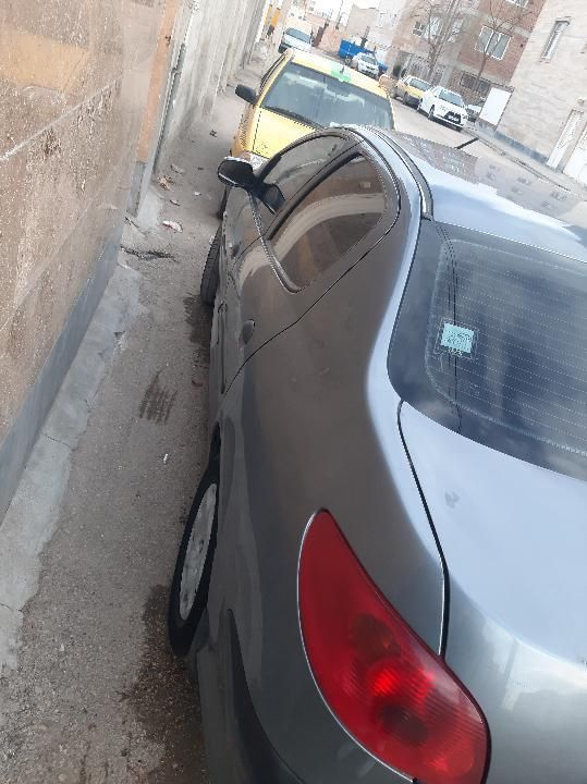 پژو ۲۰۶ صندوق دار v1 - 1386