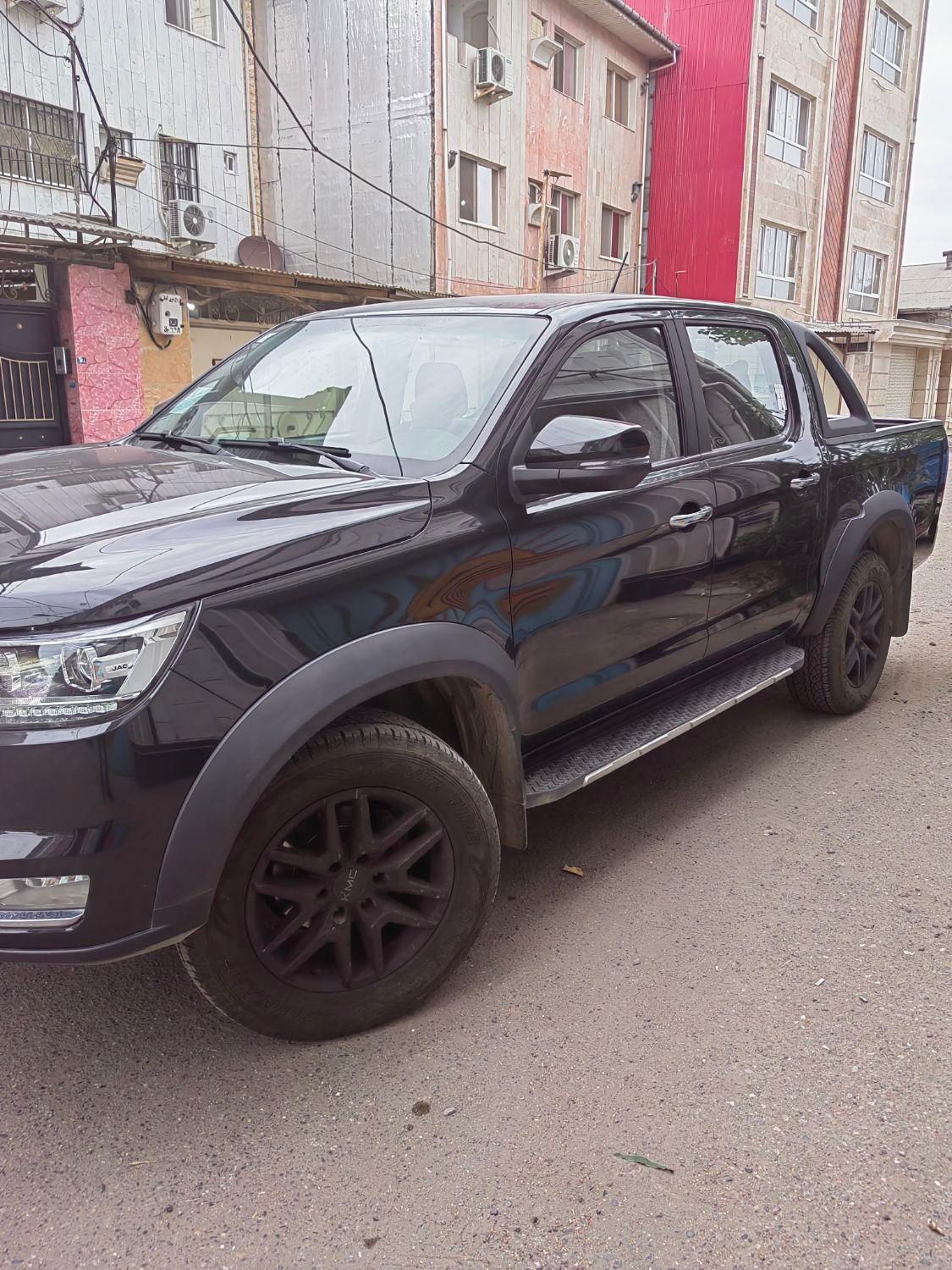 خودرو کی ام سی، T8 آگهی ann_19822108